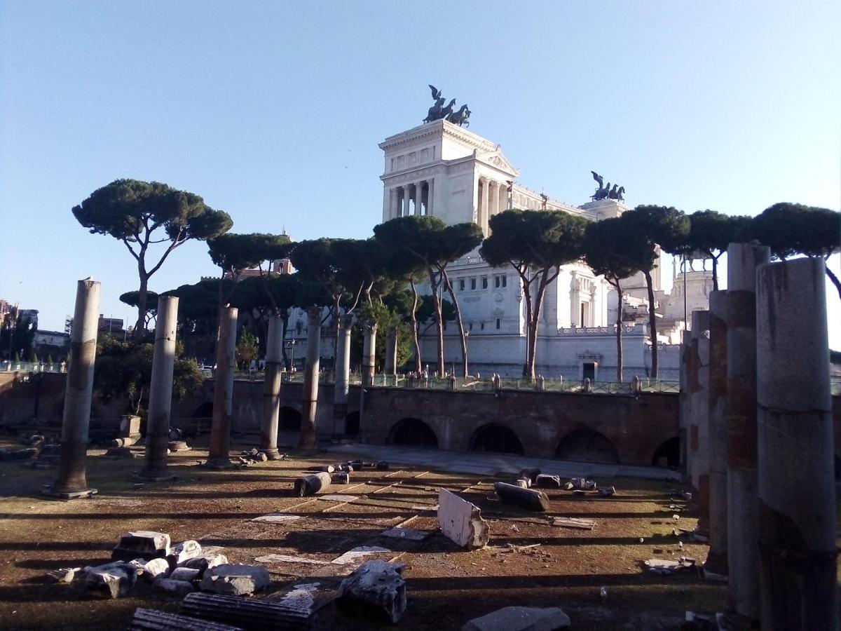 Boschetto Monti Apartment Rome Bagian luar foto