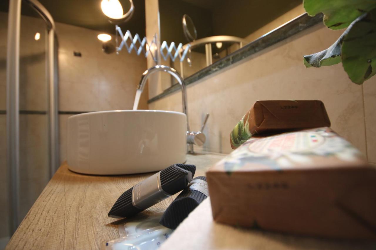 Boschetto Monti Apartment Rome Bagian luar foto