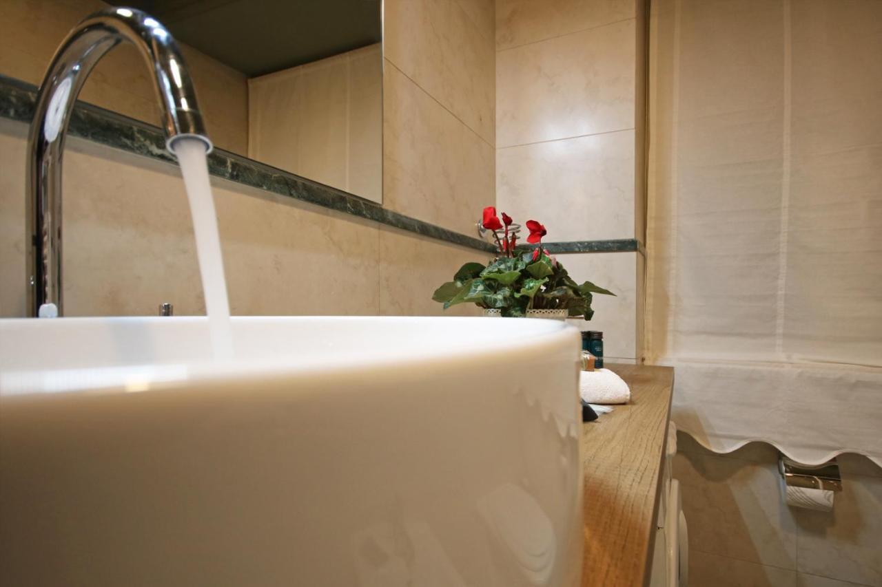 Boschetto Monti Apartment Rome Bagian luar foto